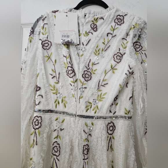 Mac Duggal ivory multi V-Neck Embellished Midi-Dress Sz 4 nwt - Picture 11 of 16